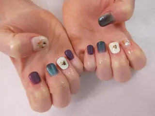 ネイル はばすみれ🎀ﾈｲﾙ 光ﾌｪｲｼｬﾙ ﾍｱのネイルデザイン
