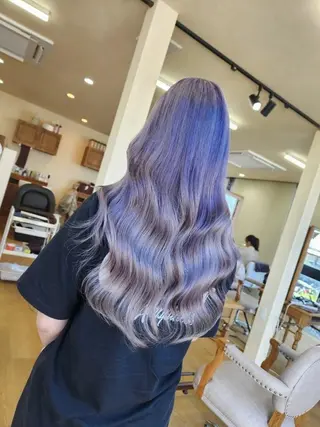 ロング Mirashy 成田のヘアスタイル