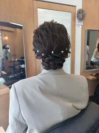 セミロング ヘアアレンジ karin🌛ボブ／ 透明感たっぷりカラーのヘアスタイル