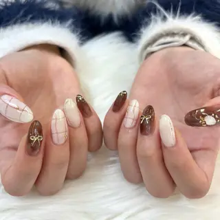 ネイル pool SAIDA🍒のネイルデザイン