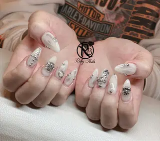 ネイル RUBY Nail 日暮里店のネイルデザイン