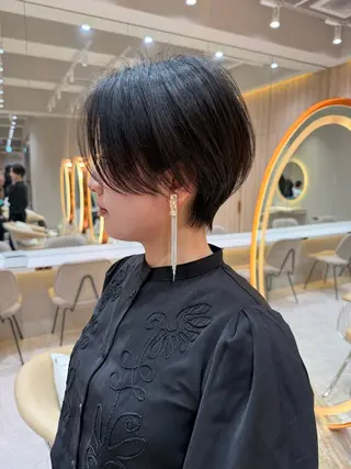 ショート カラー 縮毛矯正✨🫧 レイヤー川村利幸のヘアスタイル