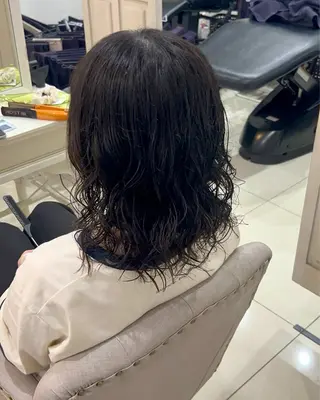 ミディアム パーマ 大竹里旺/belle /インナーカラーのヘアスタイル