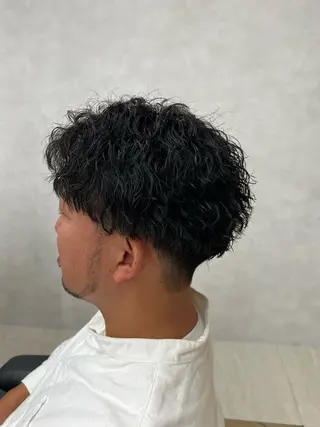 ショート パーマ メンズ 🏅メンズ特化 ヤマクラ タイキのヘアスタイル