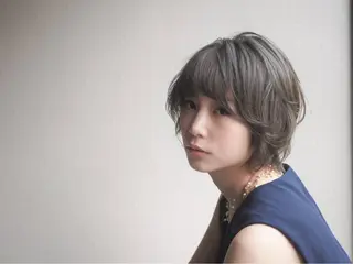 ショート カラー SHE. hairdesignのヘアスタイル