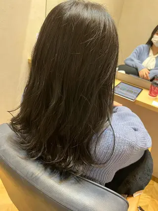 セミロング N°number大分 ナンバーmikotoのヘアスタイル