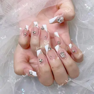 ネイル Queening 🦋のネイルデザイン