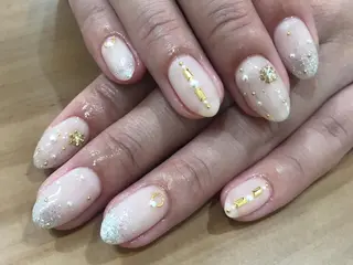ネイル 中川 愛理のネイルデザイン