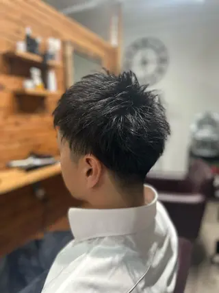 ショート ハットリ 代表のヘアスタイル