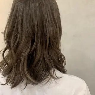 ミディアム ︎︎🧸 ユリ ︎︎🧸のヘアスタイル