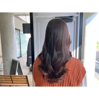 ロング カラー ツキダテ ユイのヘアスタイル