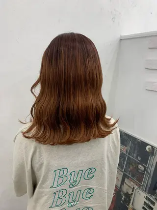 ミディアム カラー レイヤー ハイトーン 暖色⭐︎KANAKOのヘアスタイル