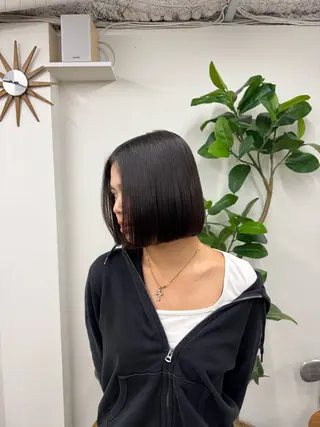 ミディアム Peeps&suu（ピープスアンドスー）所属・藤原航/艶髪 /カットモデル大募集のヘアスタイル