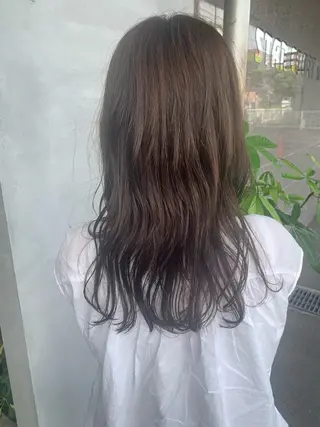 カラー mu ku.のヘアスタイル