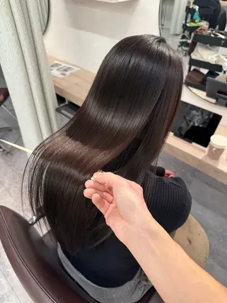 ロング 🫧岡野/透明感🍃 /髪質改善🫧のヘアスタイル