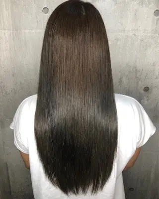 ロング 韓国風 レイヤーカットのヘアスタイル