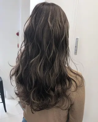 ロング カラー 似合わせ💖トレンド ✨TAKAMI😊のヘアスタイル