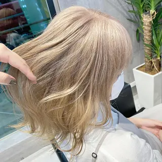 セミロング 🤍ムラ修正ブリーチ 🤍原宿/YUUのヘアスタイル
