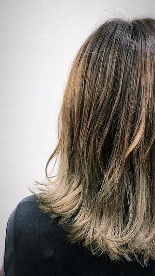 ミディアム YAP！HAIR トコツメアヤノのヘアスタイル