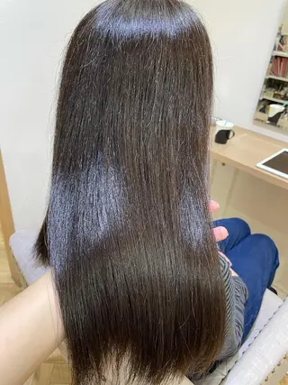セミロング 髪質改善お任せ ください♪ひとみのヘアスタイル