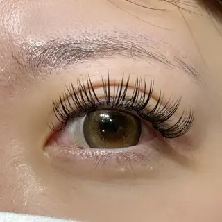 マツエク・マツパ NOA名駅束感まつげ ×眉毛SENA‪🎀のマツエク・マツパデザイン
