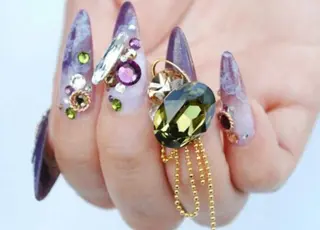 ネイル geniebyJVC ジニンのネイルデザイン