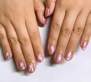 ネイル VIERU 🌈🎀💖のネイルデザイン