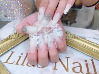 ネイル Lilas Nailのネイルデザイン