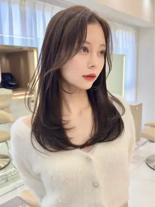 セミロング カラー 縮毛矯正✨🫧 レイヤー川村利幸のヘアスタイル