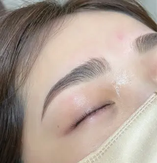 アイブロウ 江里口 はるかのマツエク・マツパデザイン