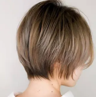 ショート 40代ママの 若見え専門美容師のヘアスタイル