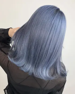 カラー BLEACHi /noeのヘアスタイル