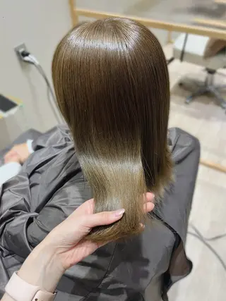 ミディアム カラー ヘアアレンジ hazuki🐈‍⬛ 透明感カラーのヘアスタイル