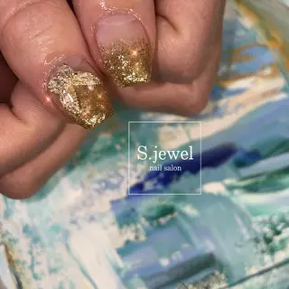 ネイル S. JEWELのネイルデザイン