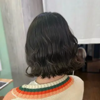 ミディアム カラー saaya💙 ブリーチなしカラーのヘアスタイル