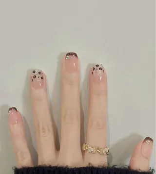 ネイル 高木 維麗絲のネイルデザイン