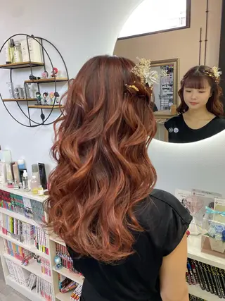 ロング ヘアアレンジ オノ アカネのヘアスタイル
