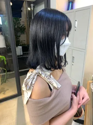 ミディアム カラー leben serikaのヘアスタイル