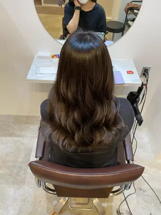 ロング 【髪質改善 艶髪】 布川 莉穂のヘアスタイル