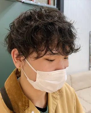 ショート パーマ メンズ 笠原 敦司のヘアスタイル