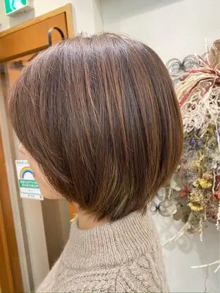 ショート カラー RINA 【Loem】のヘアスタイル