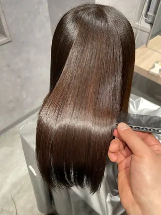 ミディアム 髪質改善艶髪特化 二瓶　海人のヘアスタイル