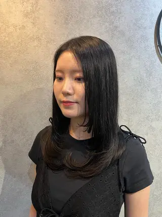 ミディアム 暖色カラー/パラッと Bob/モエのヘアスタイル