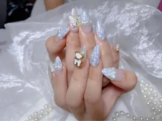 ネイル VIVIAN リサのネイルデザイン