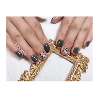 ショート ネイル 👑enen style👑のネイルデザイン