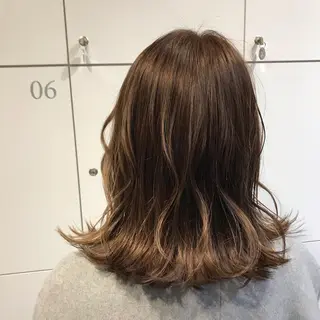 ミディアム カラー 小川 舜人のヘアスタイル