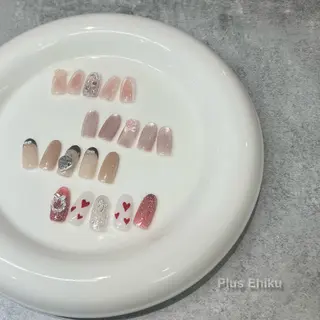 ミディアム Plus Ehiku 四日市/rinaのネイルデザイン