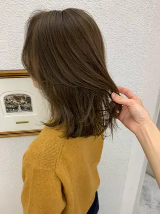 ロング カラー 岩田菜央 《武蔵小杉》のヘアスタイル