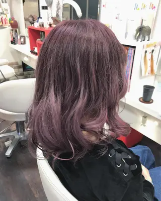 ロング カラー 岩谷/ブリーチ 🪽透明感カラーのヘアスタイル
