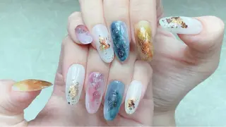 ロング チ まるこのネイルデザイン